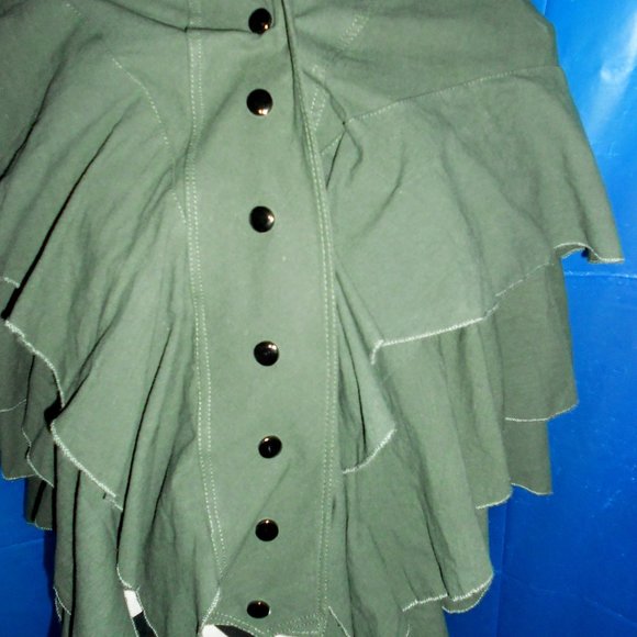 Army Green Button-Up Ruffle Cape Jacket - Picture 9 of 12